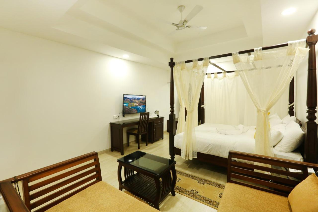 Hotel Once Upon The River, Aluva - Near Cochin International Airport Kochi Zewnętrze zdjęcie